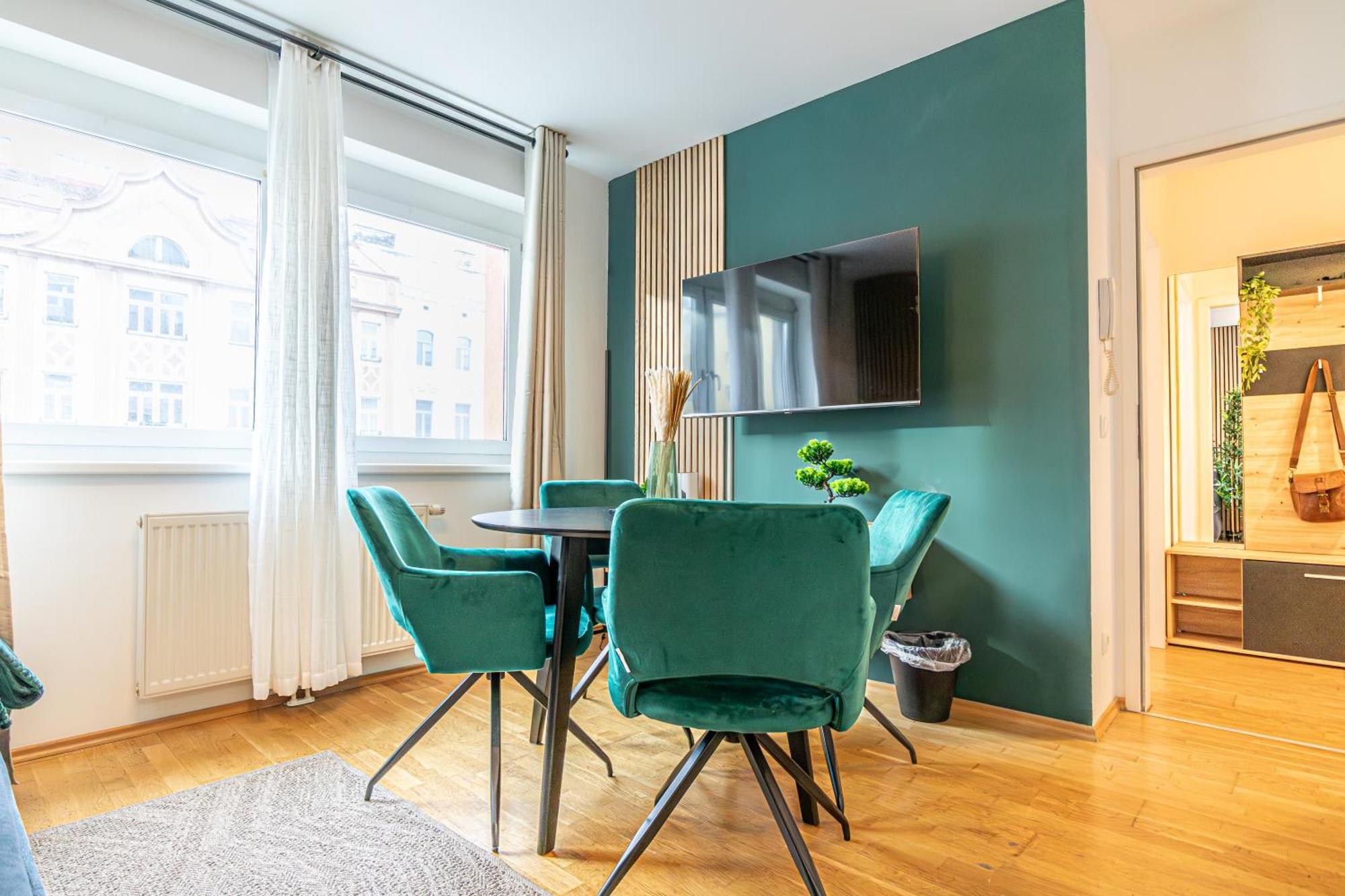 Charming 1Br, Steps From Reumannplatz U1 Apartment Vienna Exterior photo
